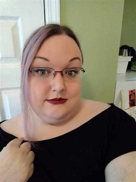 chubby shemale|Plus size Trans women : r/MtF